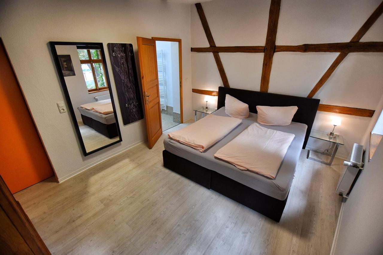 Zum Alten Krug Naumburg  Buitenkant foto