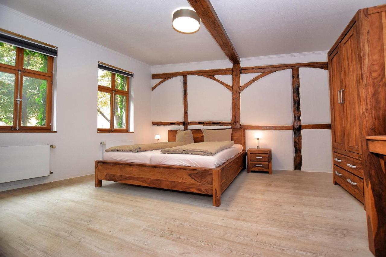 Zum Alten Krug Naumburg  Buitenkant foto